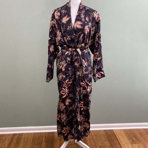 Victoria's Secret Other - Victorias Secret Gold Label Satin Robe Long Floral Belted Small Purple VTG 90s